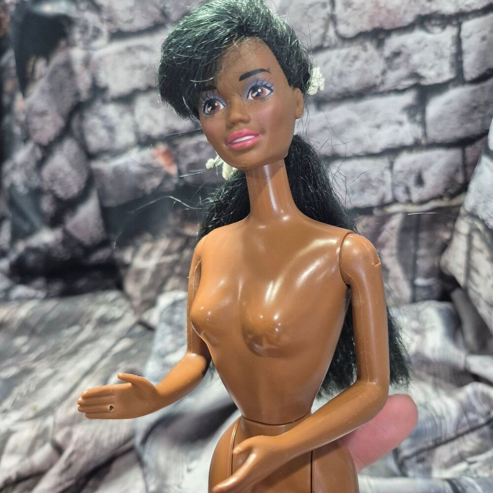 Vintage Barbie Mattel Bendable Knees Long Hair Brown Eyes Swivel Waist EUC